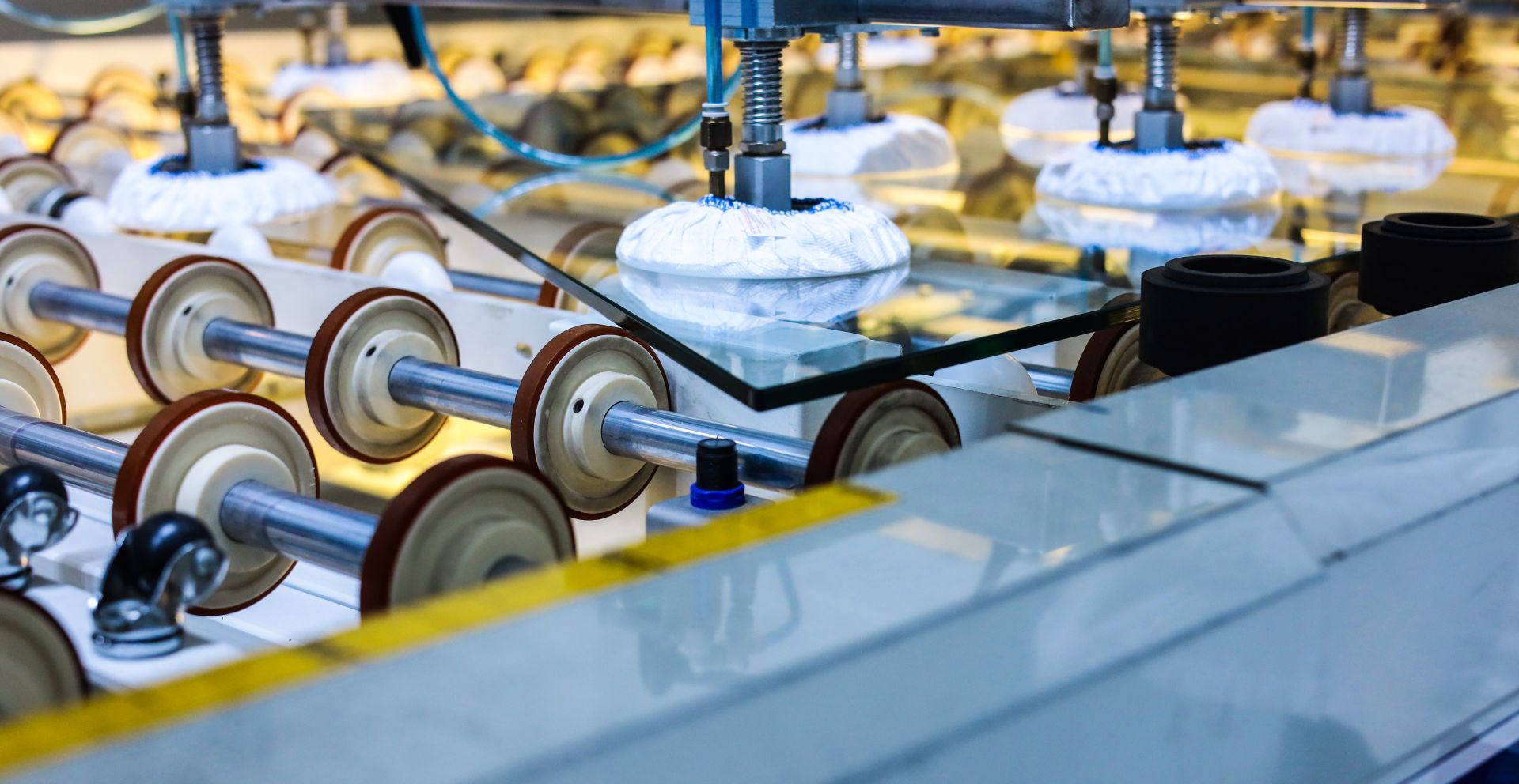 Soluzioni in vetro temperato per l’arredamento moderno